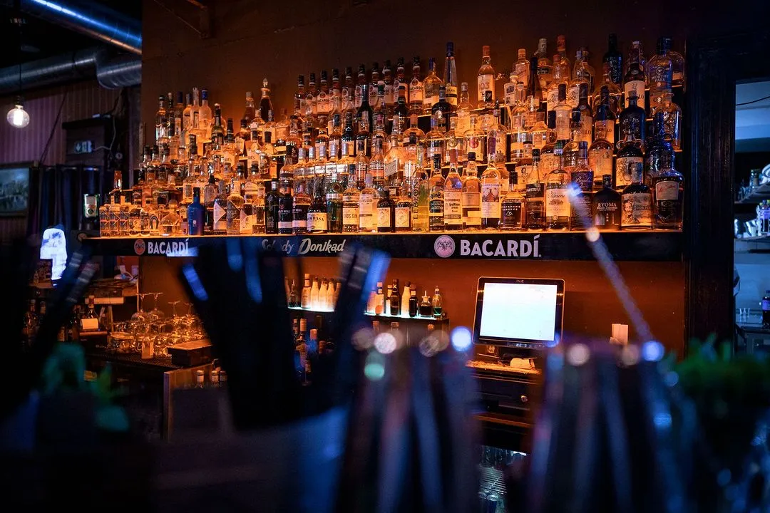 Zdjęcie Najlepsze drink bary we Wrocławiu, gdzie warto się napić i bawić