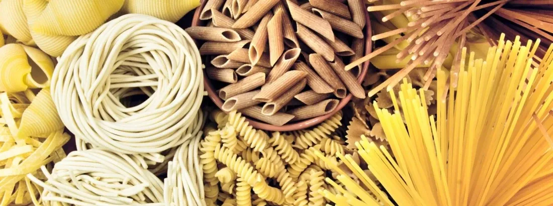 Zdjęcie Kluski penne: Jak te makarony różnią się w smaku i zastosowaniu?