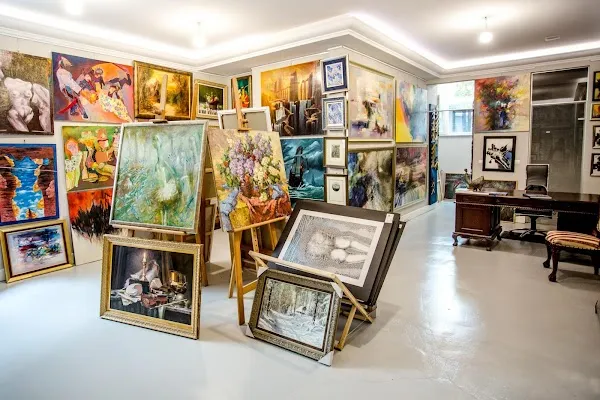 Zdjęcie Galeria sztuki współczesnej Foksal 17 - olejne obrazy w Warszawie