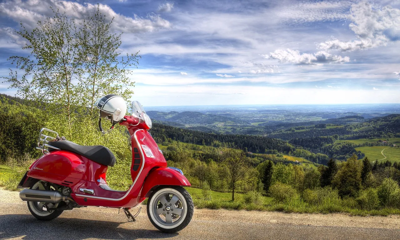 Zdjęcie Ile kosztuje ubezpieczenie motoroweru? Zaskakujące ceny i czynniki wpływające