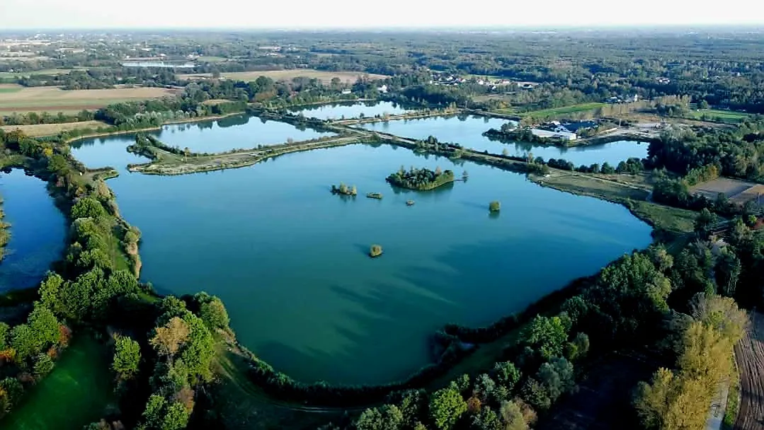 Zdjęcie Eko Lakes Wójcina – idealne łowisko karpiowe z wyjątkowymi rybami
