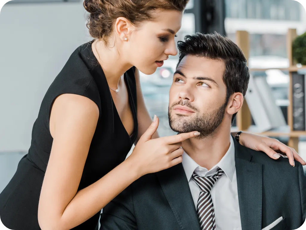 psychologia męskiej potrzeby imponowania, mężczyzna próbujący zaimponować