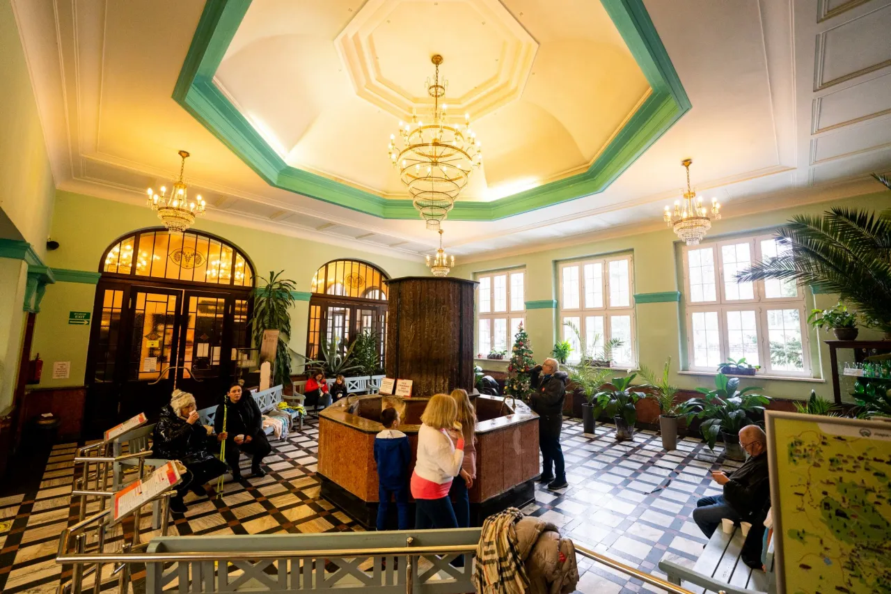 Pijalnia W&oacute;d Mineralnych Polanica-Zdr&oacute;j wnętrze