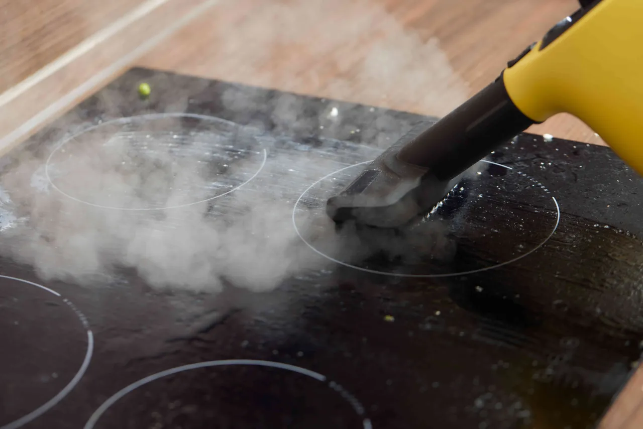 Płyny w myjce parowej ryzyko uszkodzenia