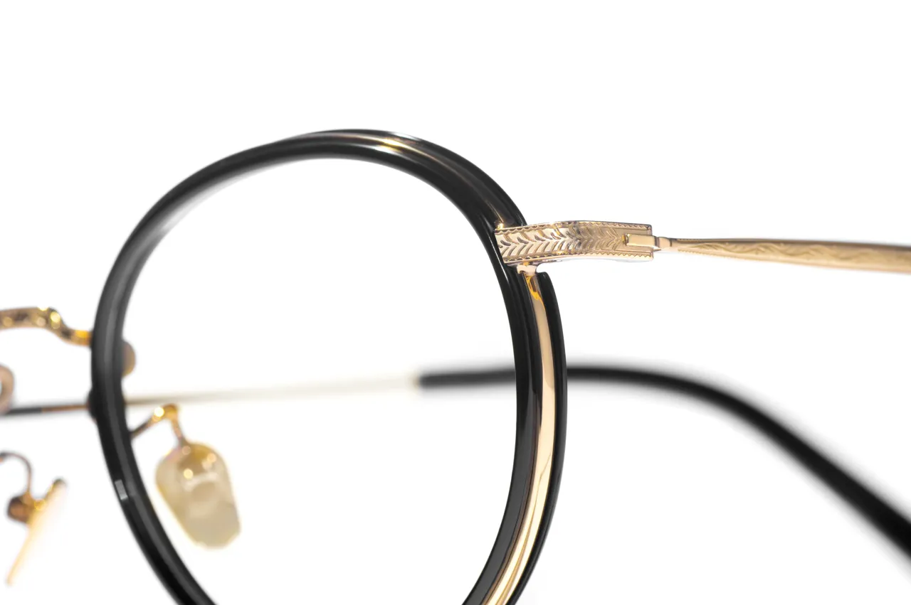 materiały oprawek okularowych tytan acetat