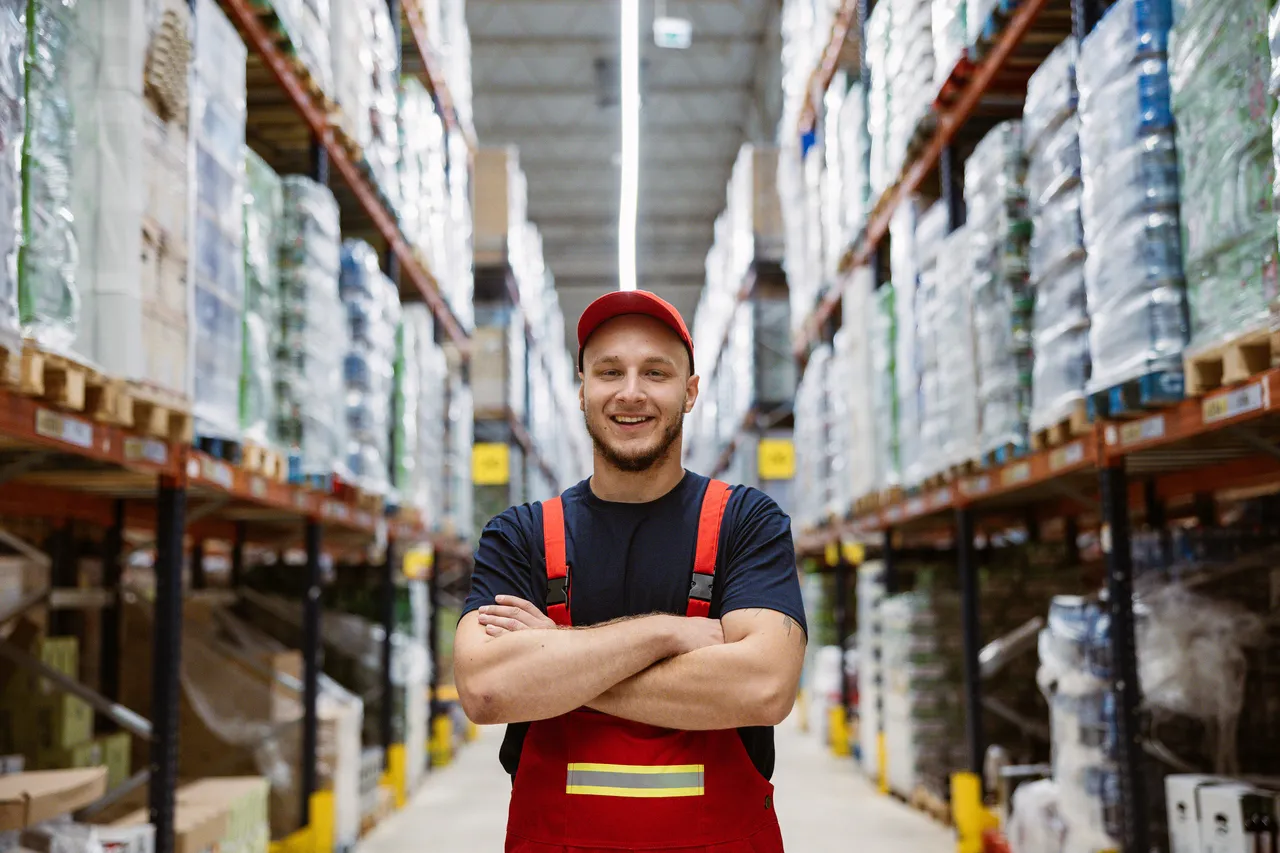 Magazyn Biedronka pracownicy