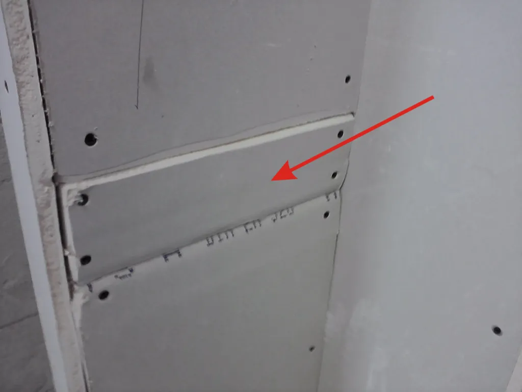 błędy przy wkręcaniu wkręt&oacute;w w płyty gipsowe