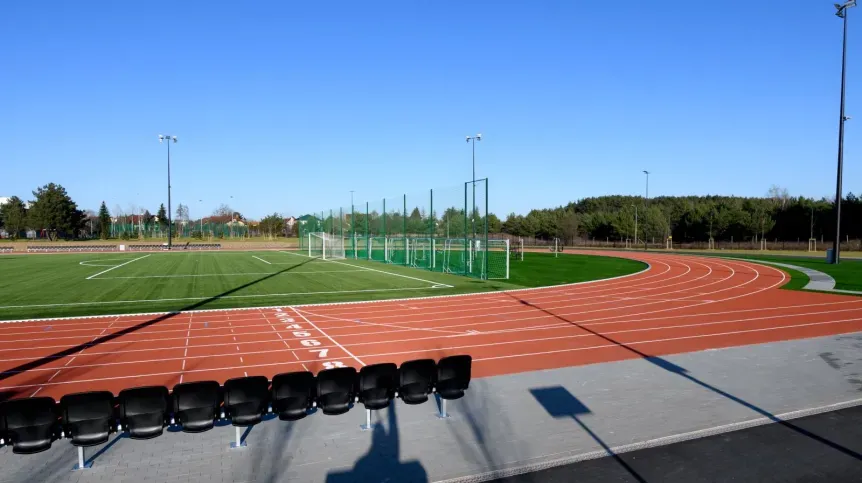 Bieżnia lekkoatletyczna z torami