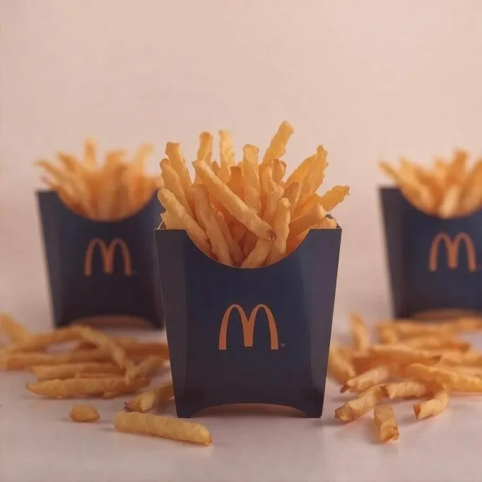 Zdjęcie Ile kalorii mają małe frytki z McDonald's? Zaskakujące fakty o kaloriach