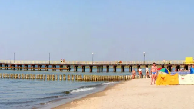 Ustronie Morskie panorama plaża molo