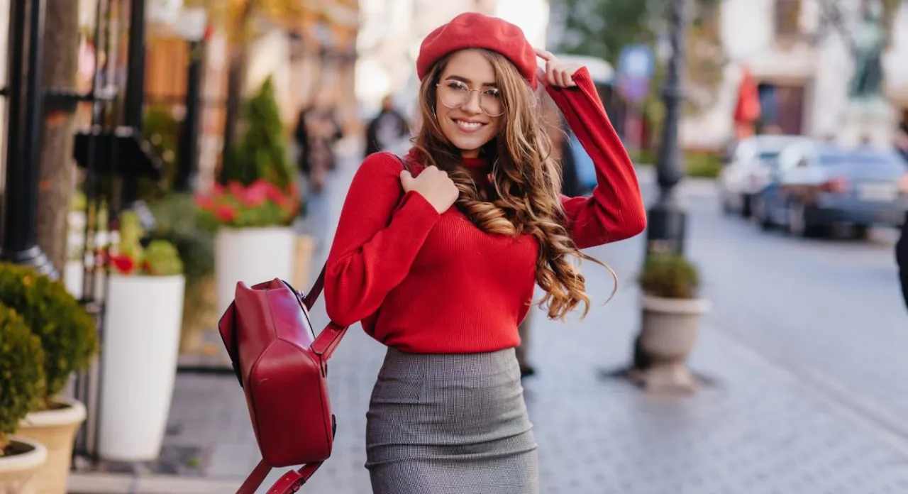 Stylizacje ze spódnicą ołówkową na różne okazje