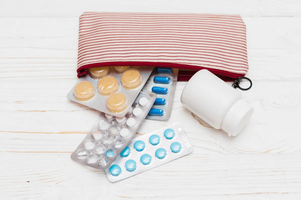 leki i jedzenie dla niemowląt w bagażu podręcznym samolot