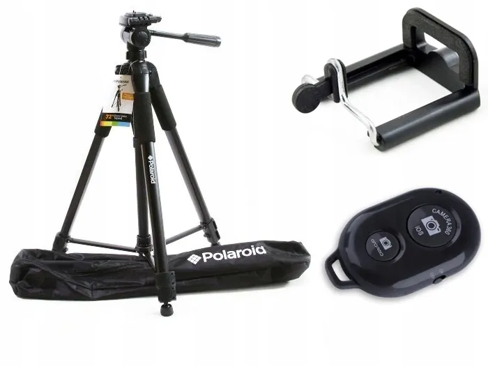 zdjęcie smartfona z akcesoriami fotograficznymi, np. statywem, powerbankiem