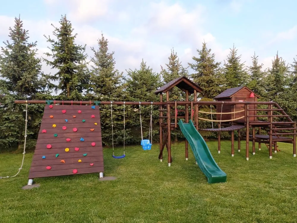 Rodzaje kotew do placu zabaw