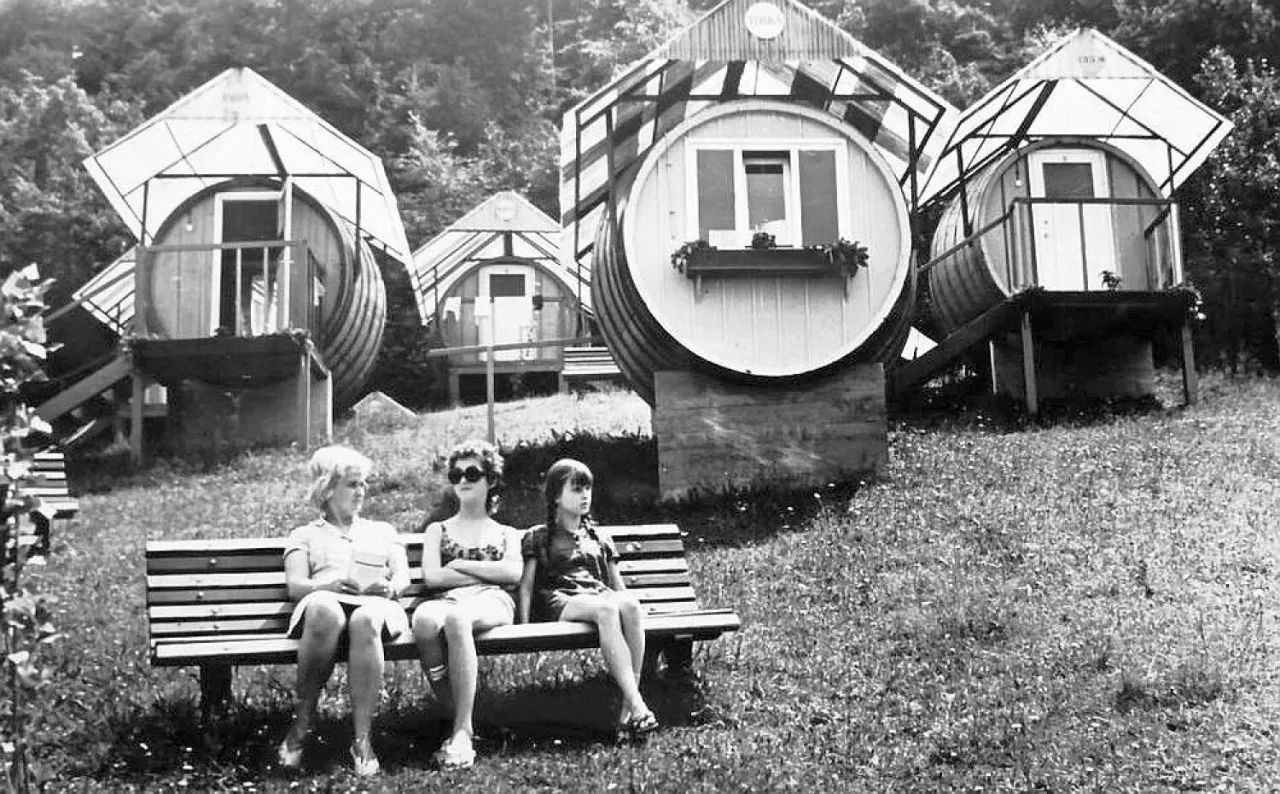 Wczasy pracownicze PRL dzieci