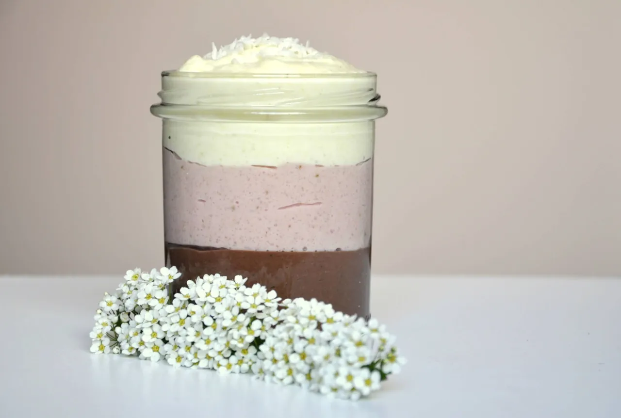 słodkie desery z kaszy jaglanej, budyń jaglany