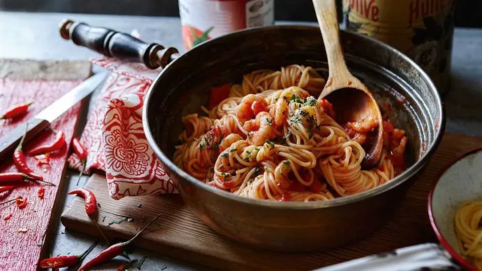 Zdjęcie Spaghetti z krewetkami – odkryj wyjątkowe smaki i przepisy