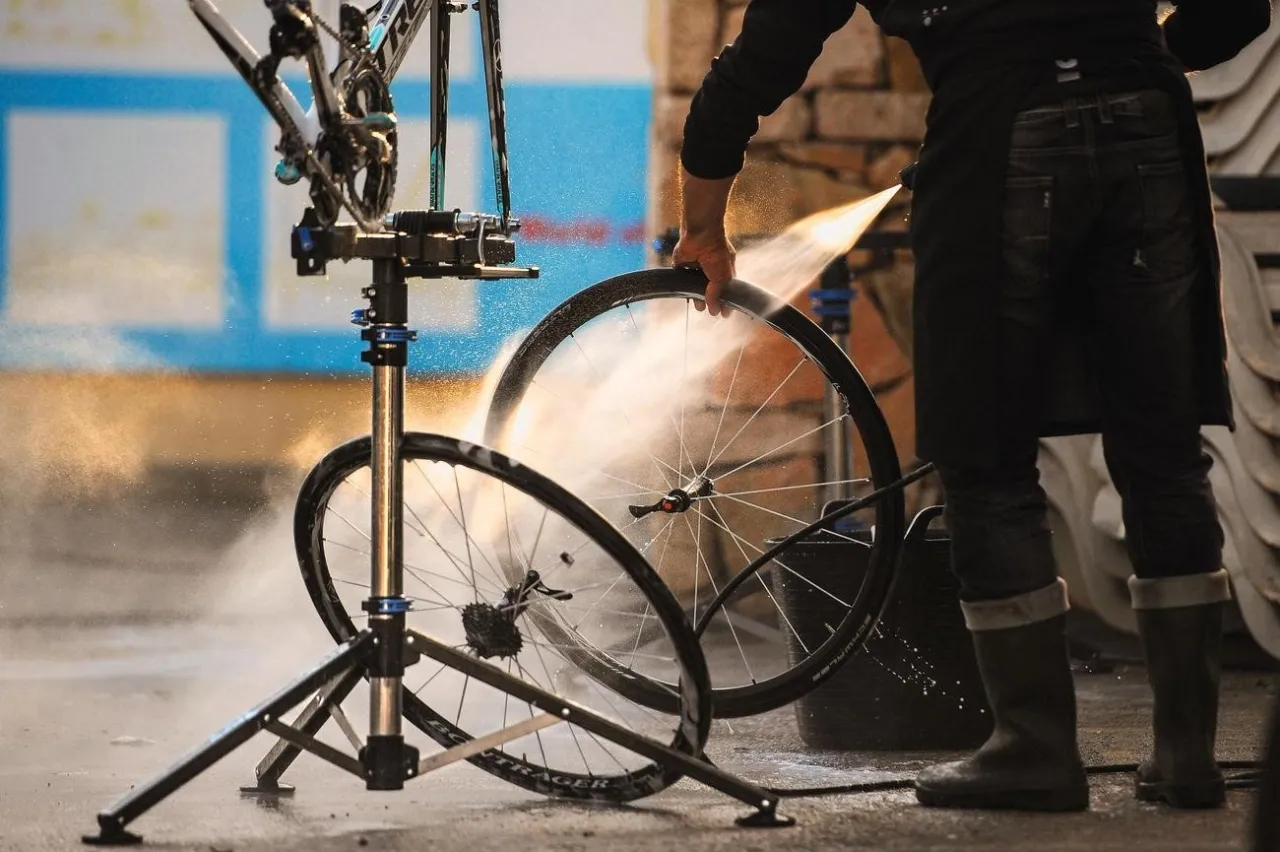 E-Bike Montageständer Halteklaue Sattelstütze