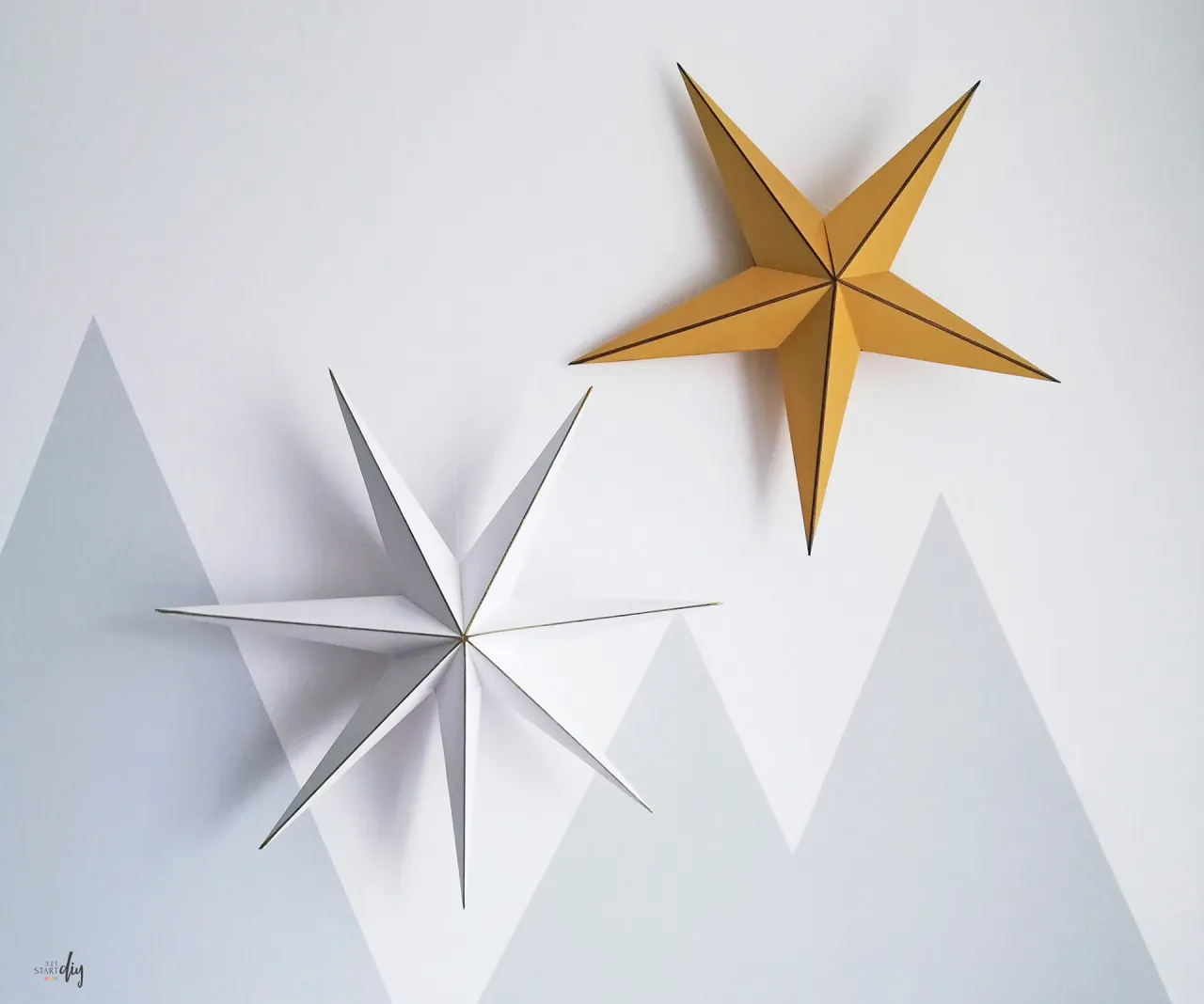 papierowe gwiazdy świąteczne DIY