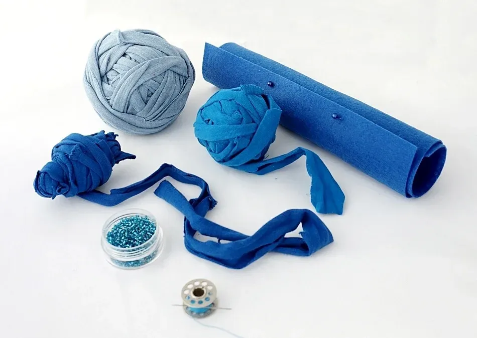 naszyjnik z t-shirtu DIY krok po kroku