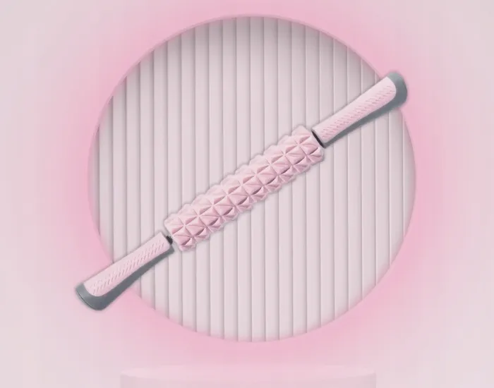 różne typy rollerów do masażu, wałki gładkie i z wypustkami, piłeczki do masażu