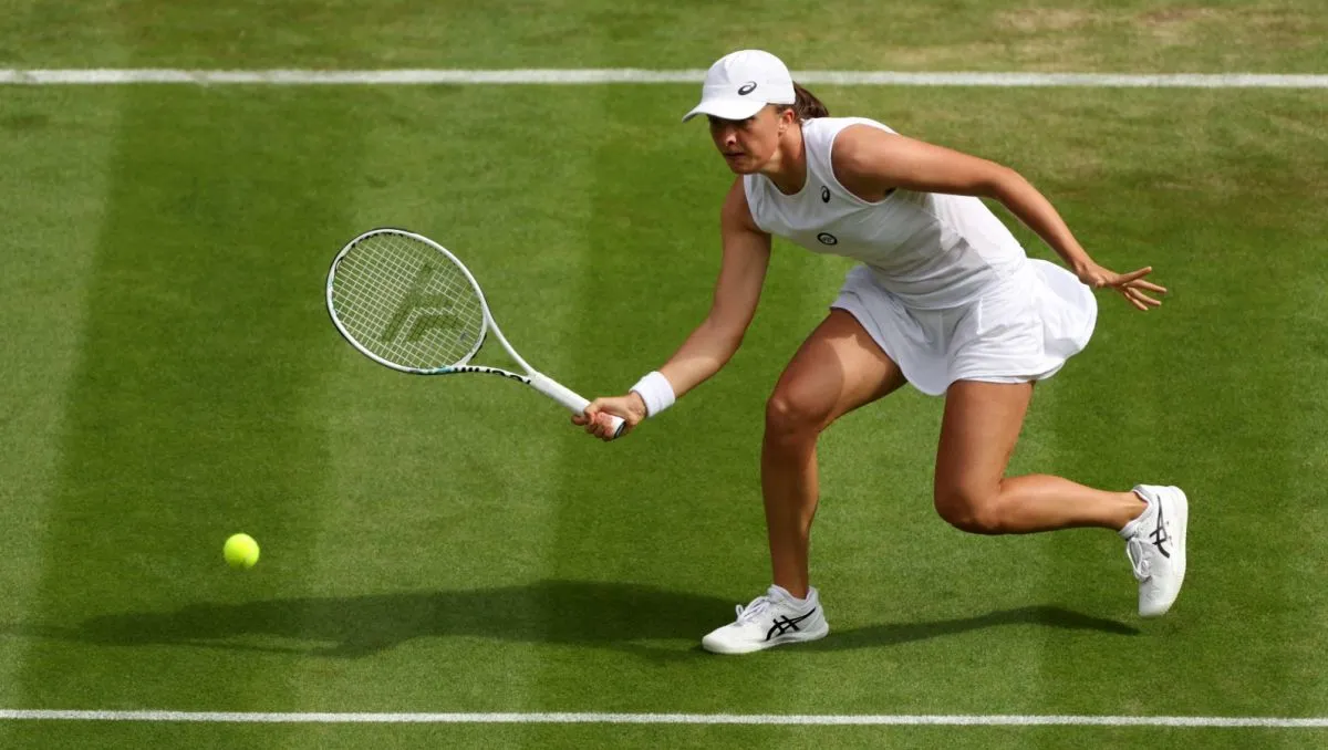 Iga Świątek na korcie Wimbledonu