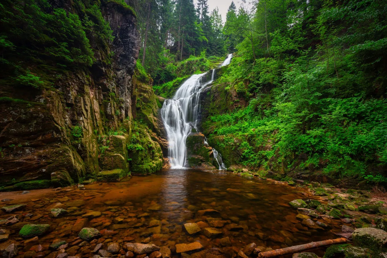 Zdjęcie Jezioro Pobłędzie: ukryty skarb przyrody i atrakcje do odkrycia