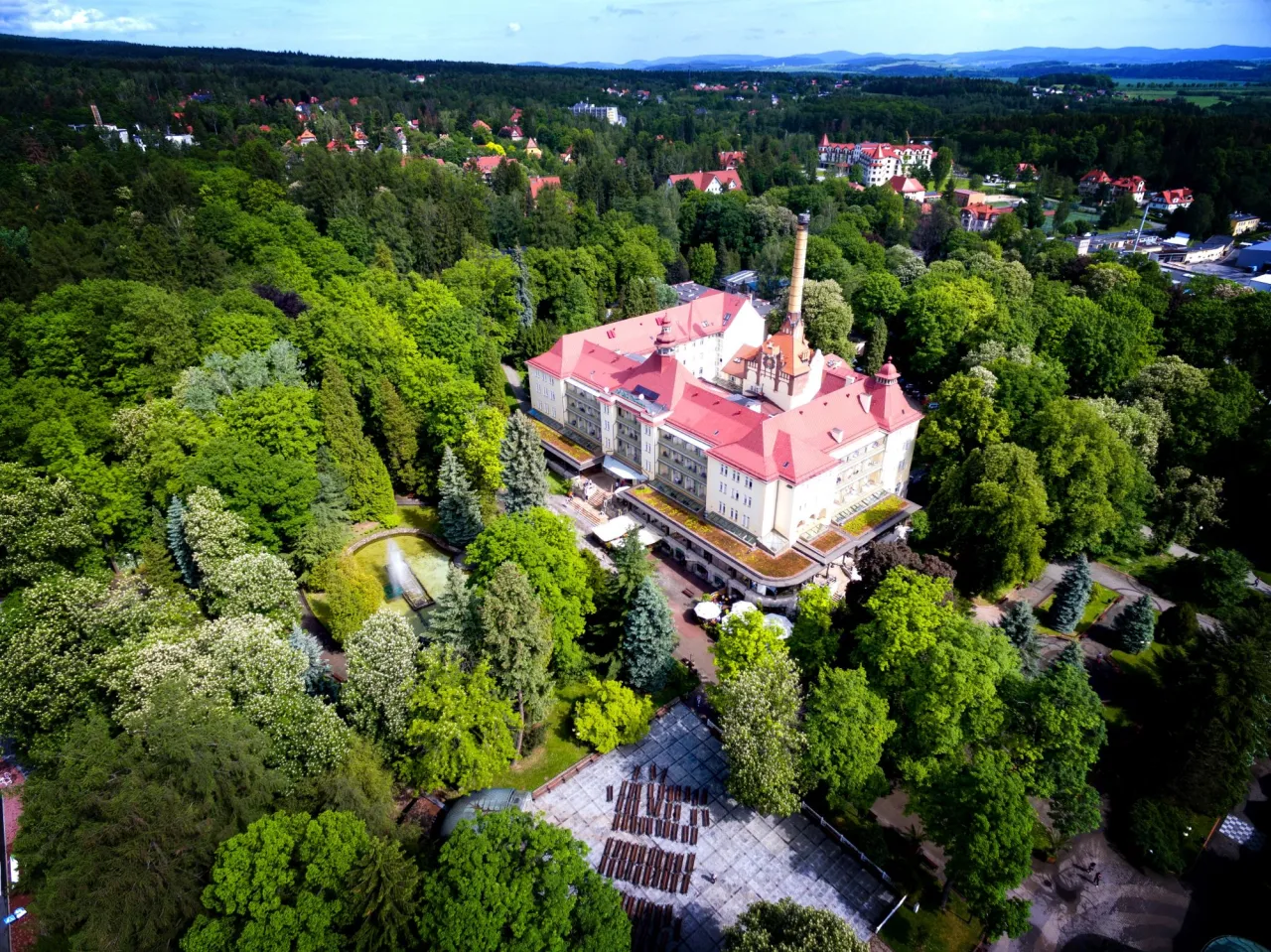 Zdjęcie Polanica-Zdrój: Odkryj tajemnice gór Stołowych i Bystrzyckich