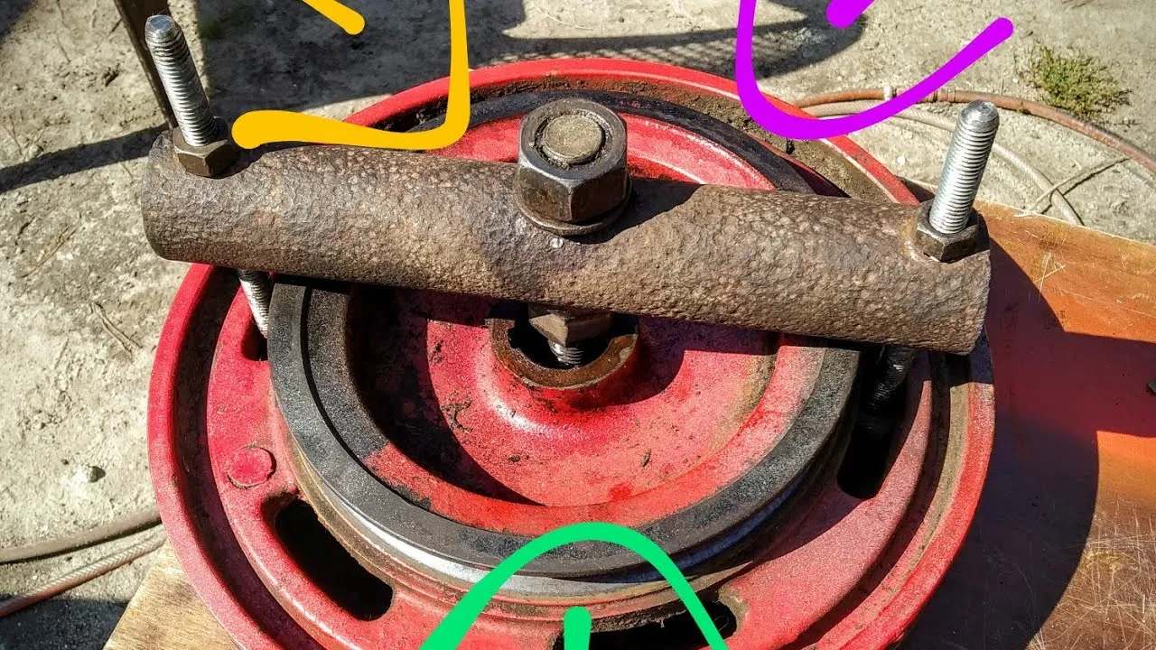 ściągacz do kół pasowych, jak zdjąć koło pasowe bez uszkodzeń