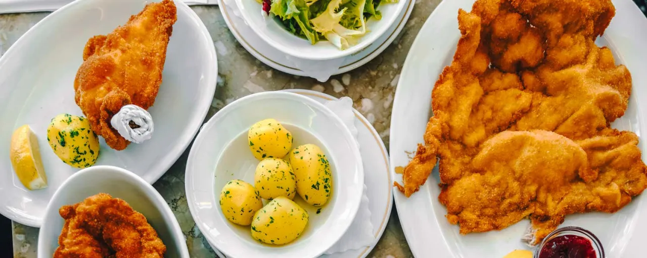 Wiedeńska kuchnia uliczna i tradycyjne dania