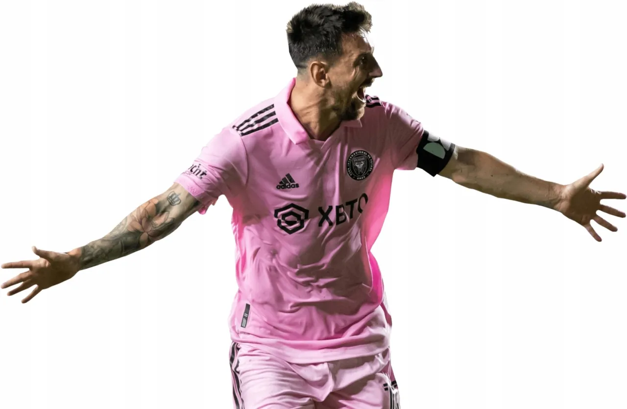 Messi w koszulce Inter Miami / Messi z logo Adidas