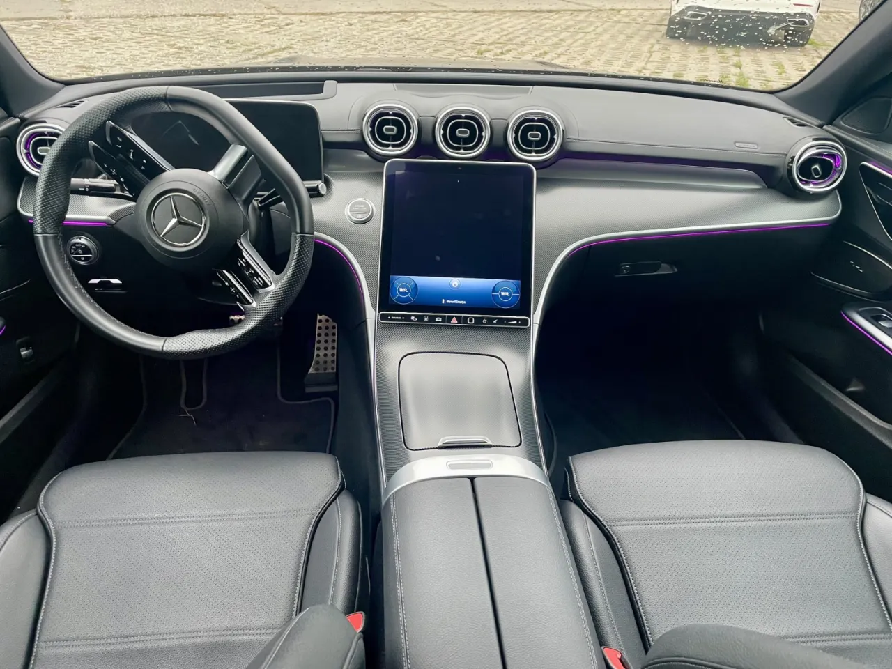 Mercedes W206 wnętrze MBUX