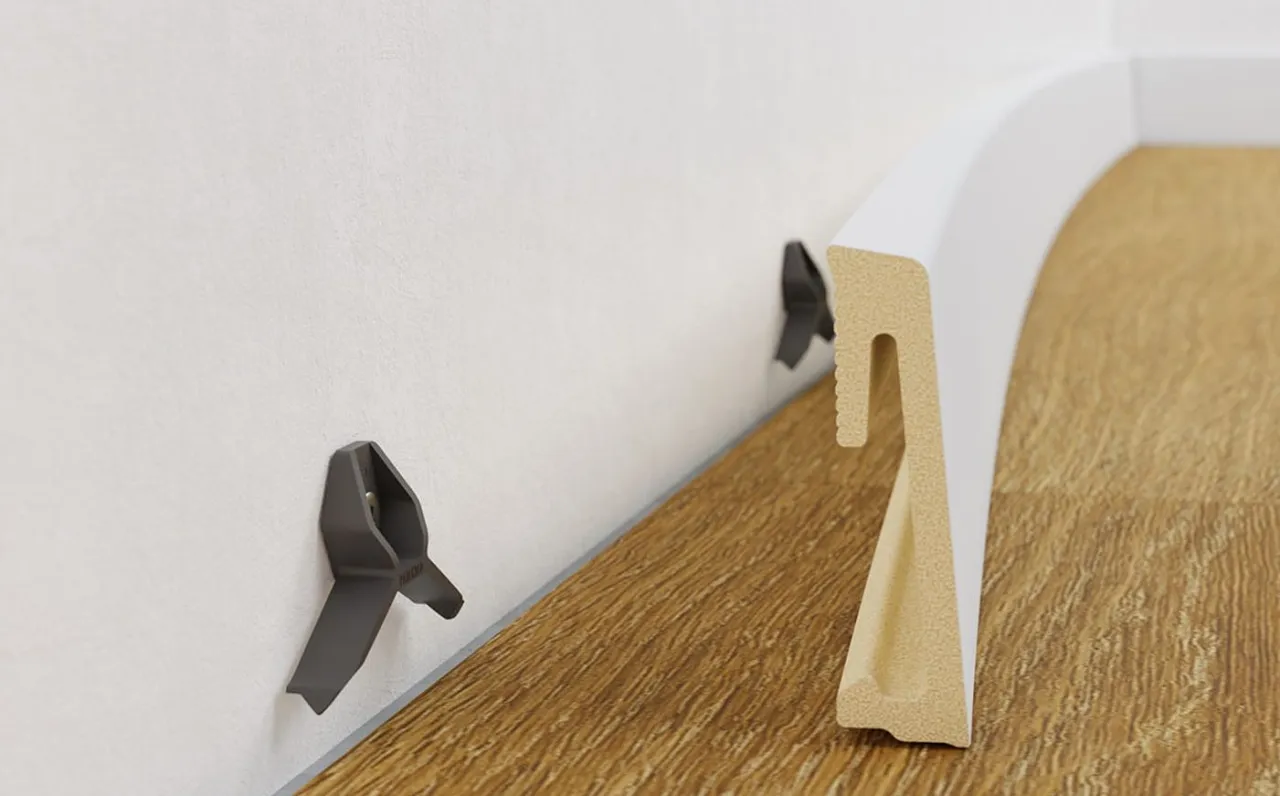 Montaż listew przypodłogowych MDF na klipsy