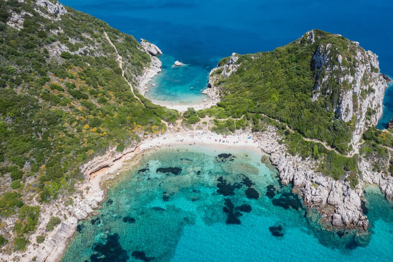 Porto Timoni podw&oacute;jna zatoka Korfu