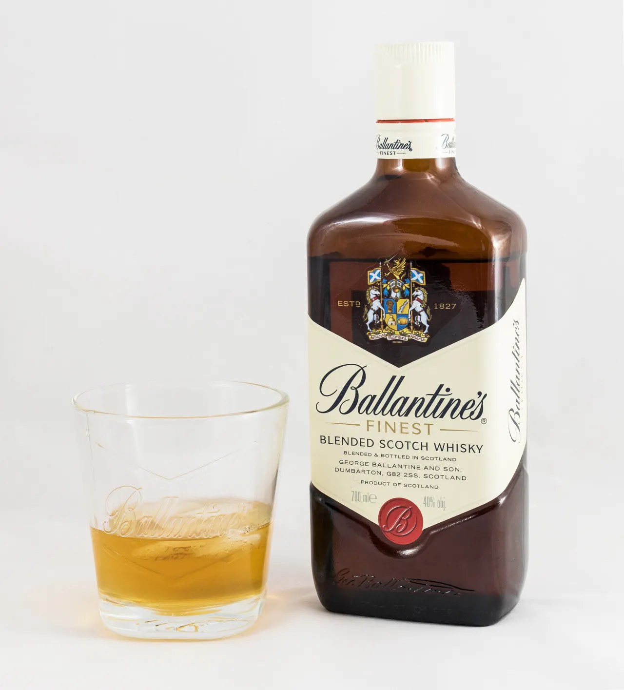 Zdjęcie Miejsce gdzie dojrzewa whisky: jakie warunki wpływają na smak?