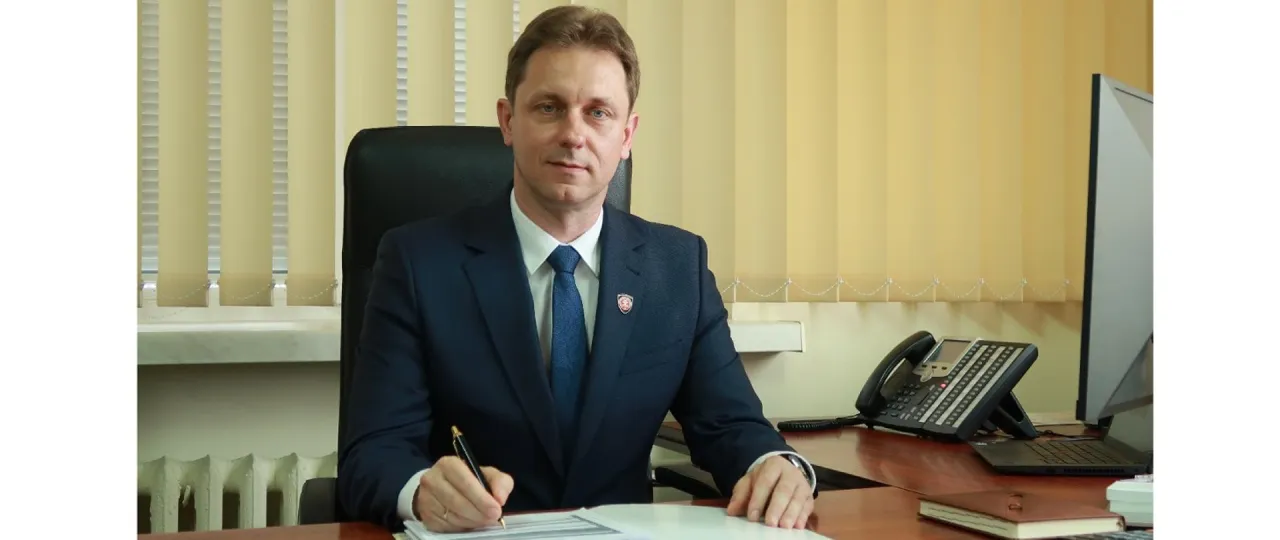 Zarobki referent inspektor naczelnik urząd skarbowy