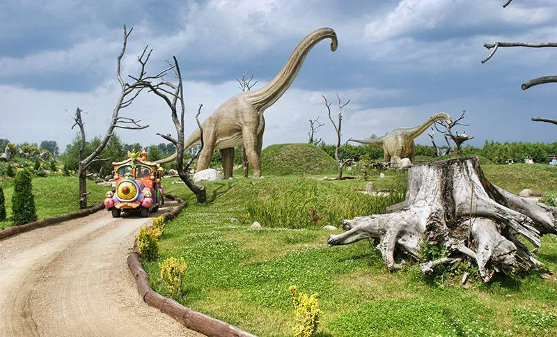 Łeba park dinozaur&oacute;w dzieci