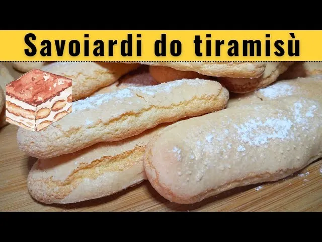 Włoskie składniki do ciast mascarpone ricotta savoiardi