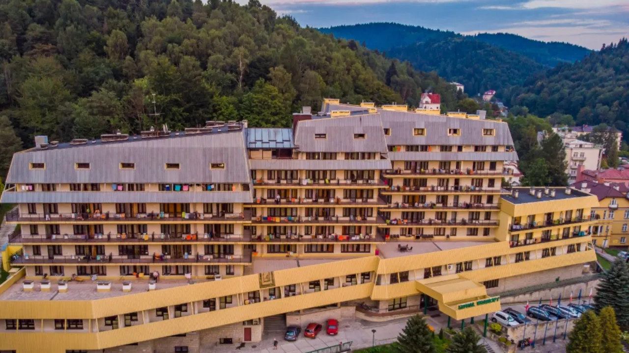 Wojskowe Sanatorium Krynica Zdrój budynek