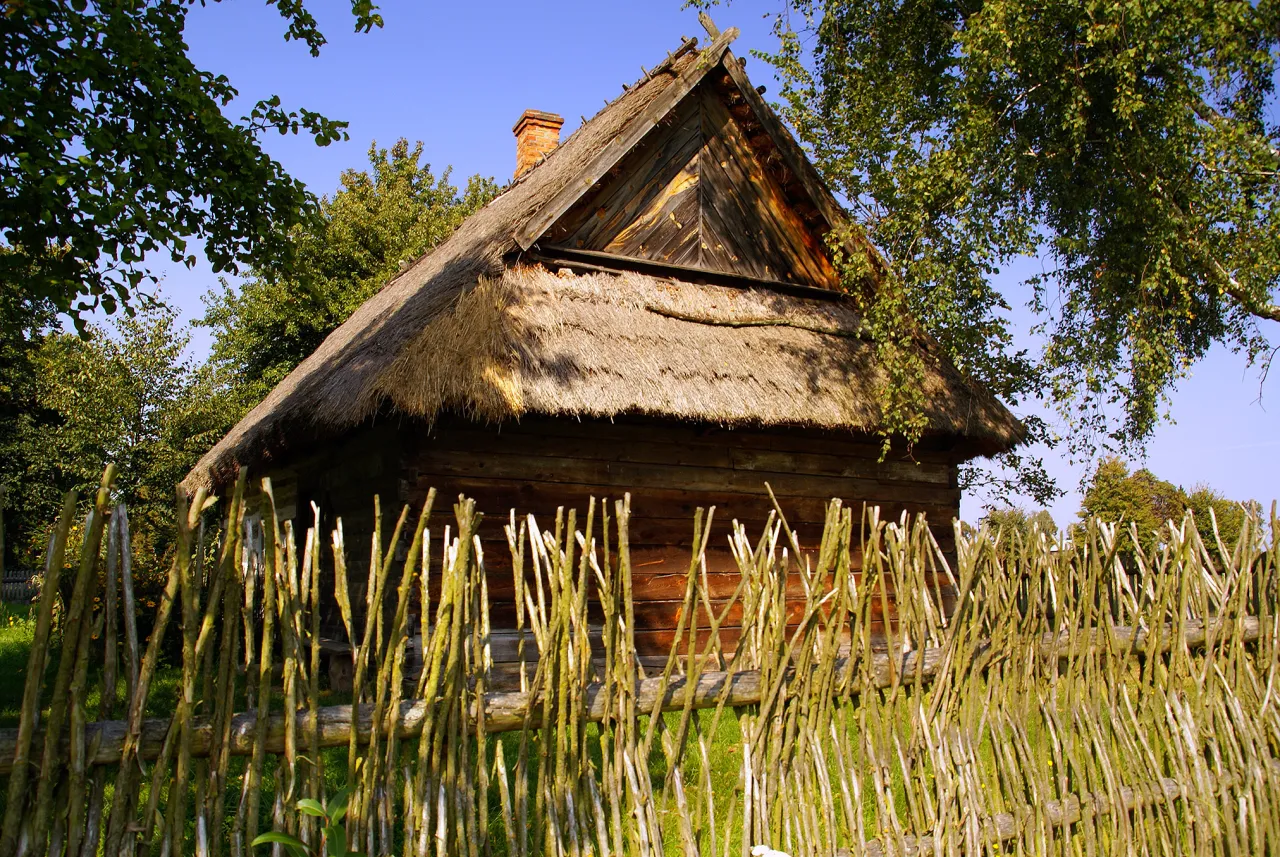 Skansen w Holi chata z 1880 wnętrze
