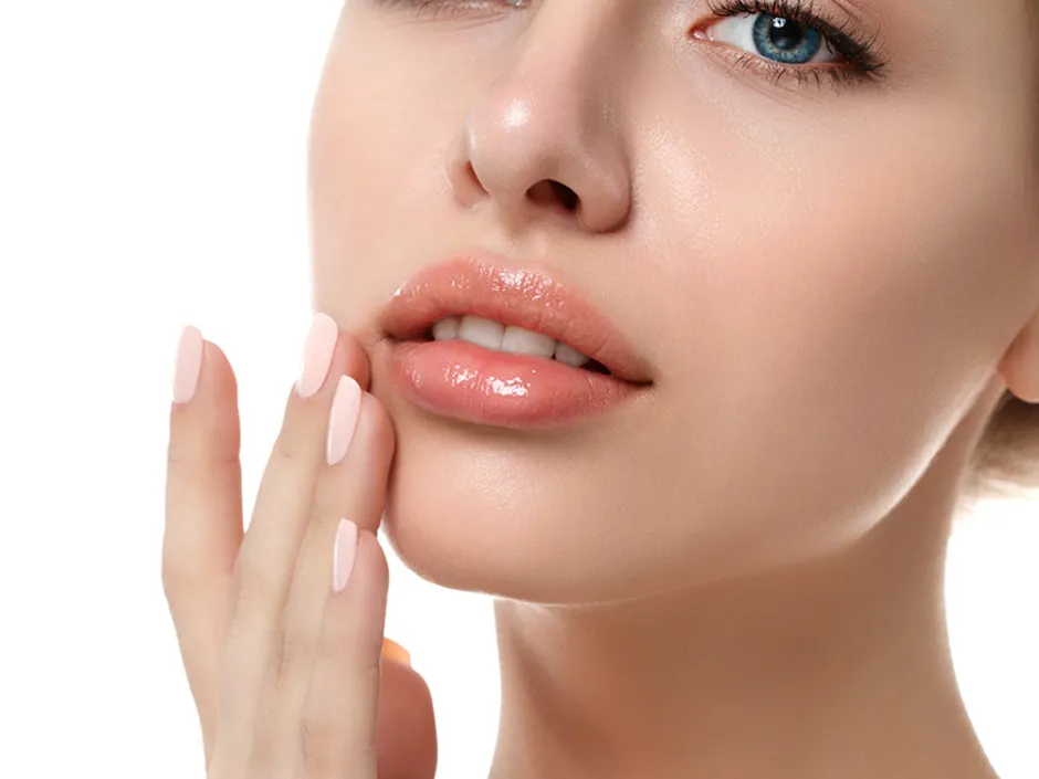 kiedy można malować usta po powiększaniu