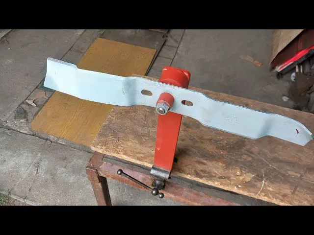 wyważanie noża kosiarki