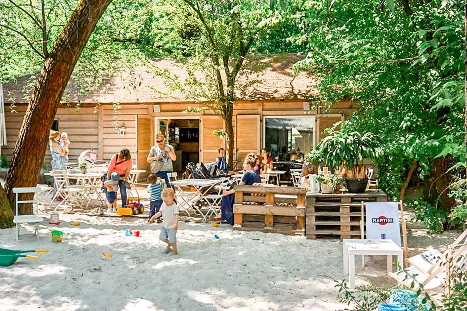 Restauracja Zawoja z placem zabaw dla dzieci