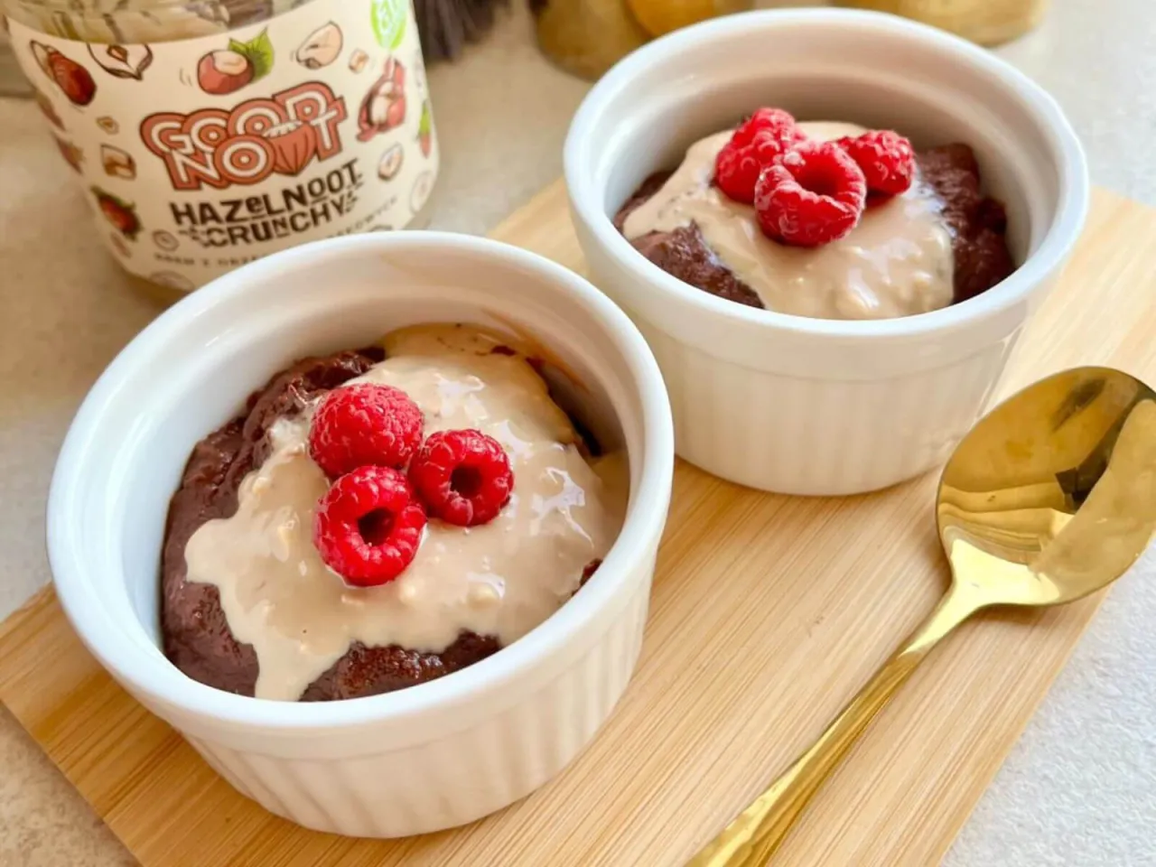 romantyczny deser czekoladowy