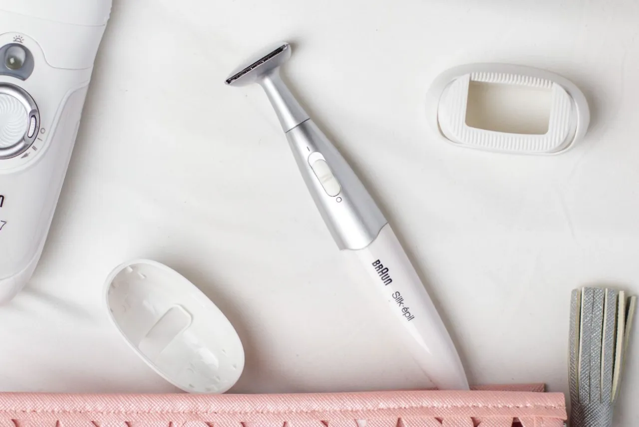 Rodzaje golarek do miejsc intymnych: trymer, golarka foliowa, hybrydowa