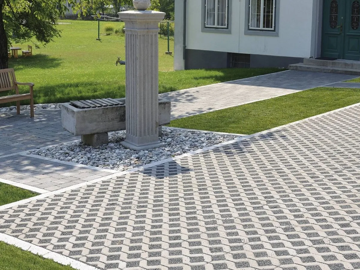 Pielęgnacja podjazdu z płyt ażurowych