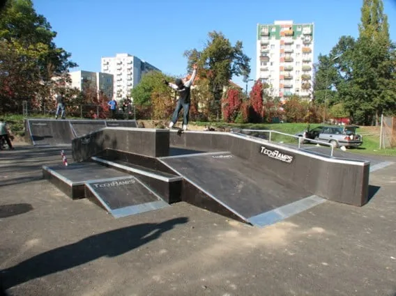 Zdjęcie Skatepark Głogów - godziny otwarcia, lokalizacja i opinie użytkowników