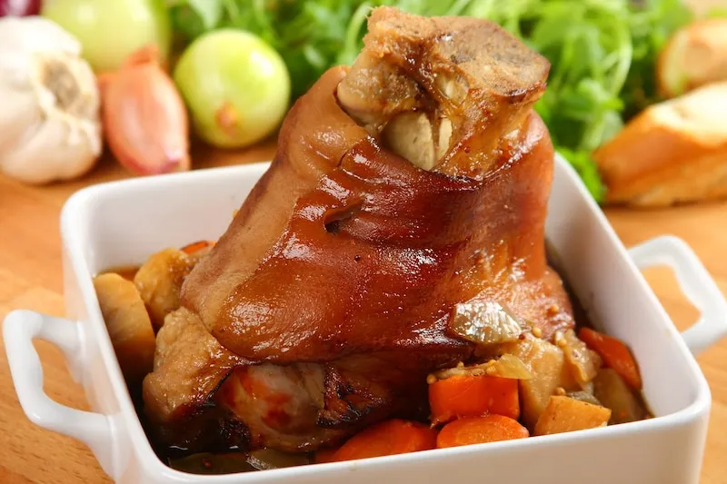 r&oacute;żne rodzaje golonki wieprzowej