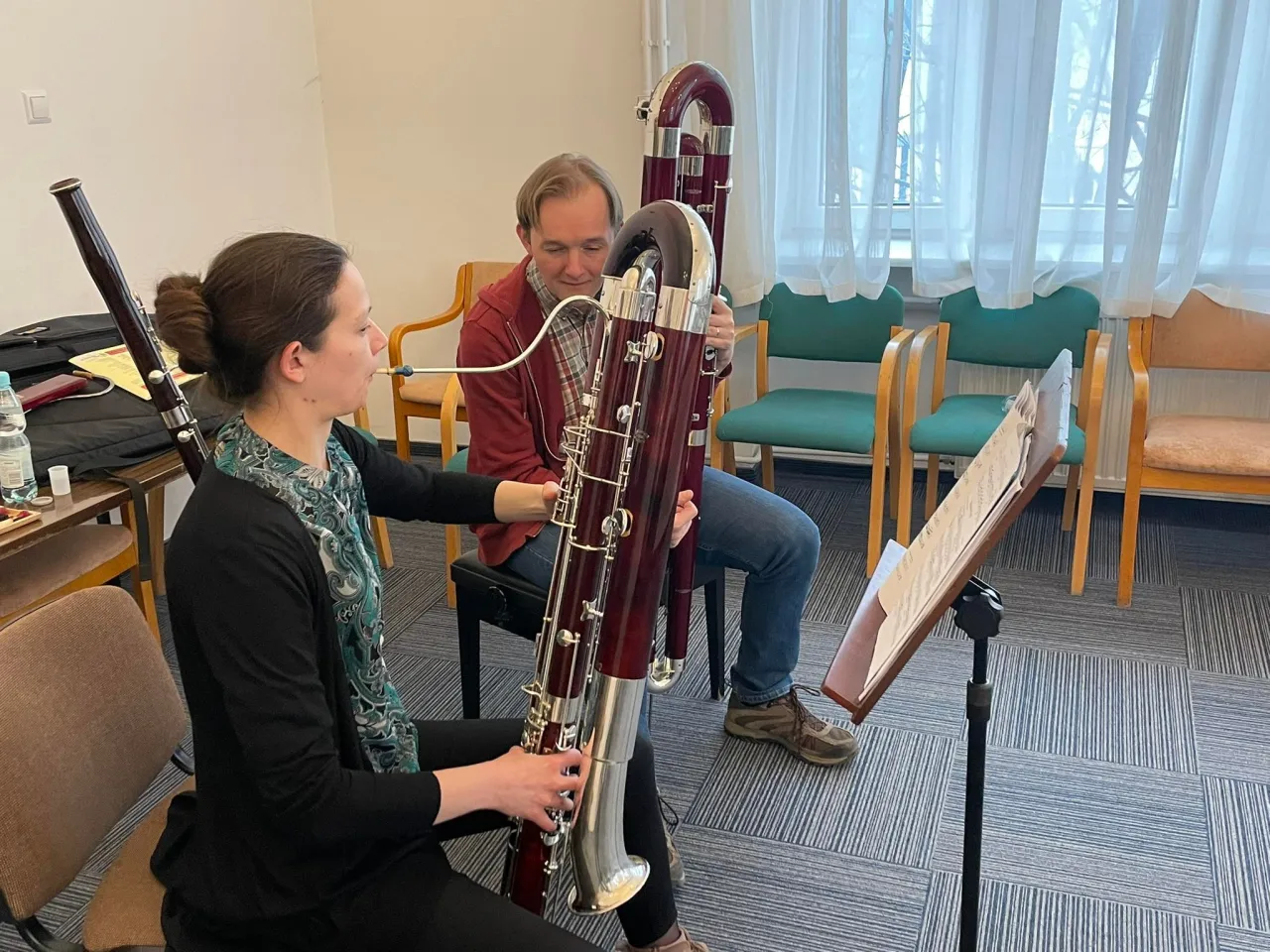 fagotista grający na fagocie