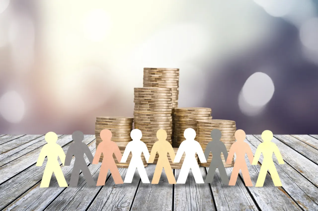 alternatywne inwestycje w nieruchomości crowdfunding condo hotele grunty